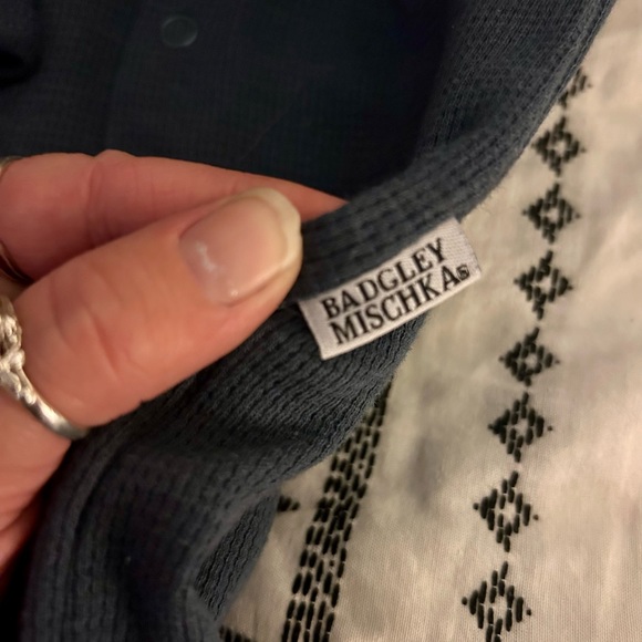 2 Badgley Mischka 6-9 months sleep n play outfits - Picture 5 of 7